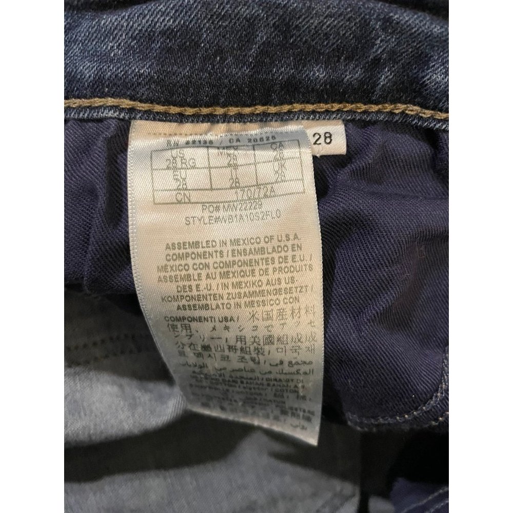 Guess Mid Rise Skinny Jeans - Picture 8 of 8
